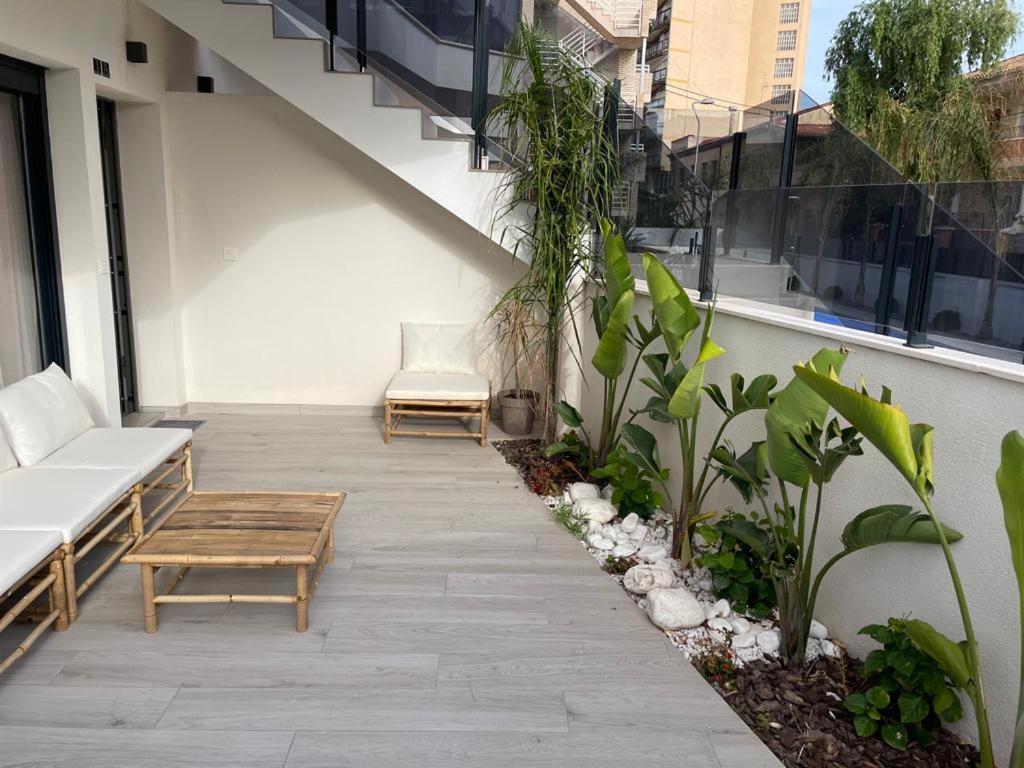 Apartment With Swiming Pool And Long Terrace